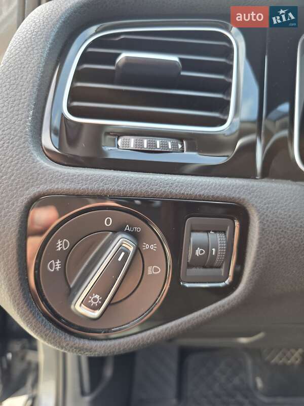 Хэтчбек Volkswagen Golf 2017 в Мукачево