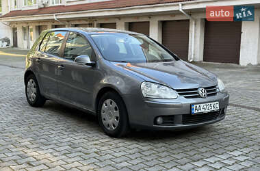 Хэтчбек Volkswagen Golf 2007 в Киеве