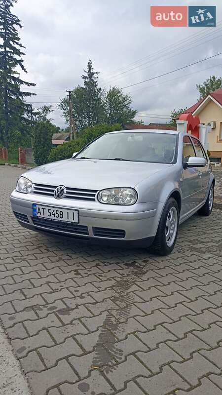 Volkswagen Golf 2002