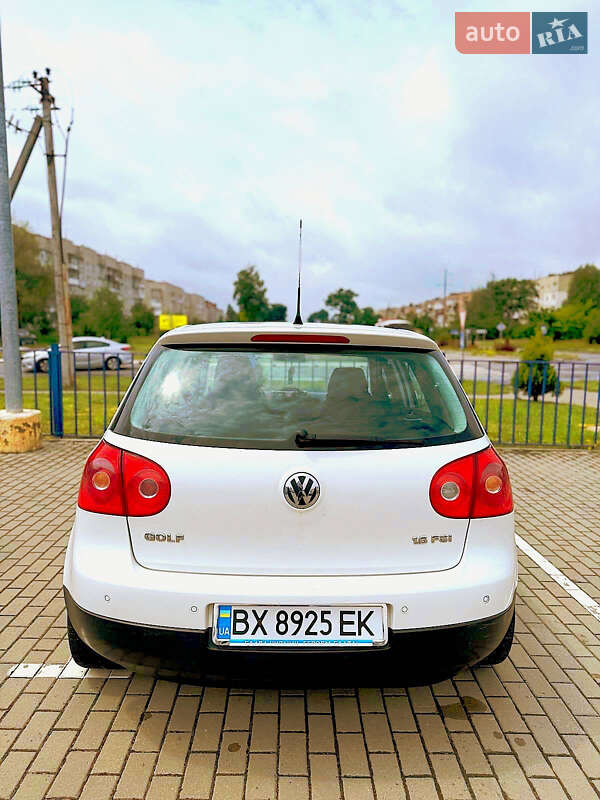 Хетчбек Volkswagen Golf 2006 в Славуті