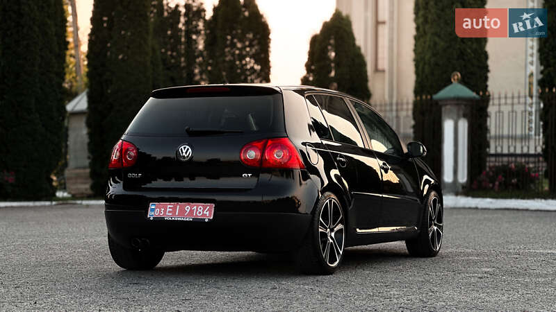 Хетчбек Volkswagen Golf 2007 в Дубні