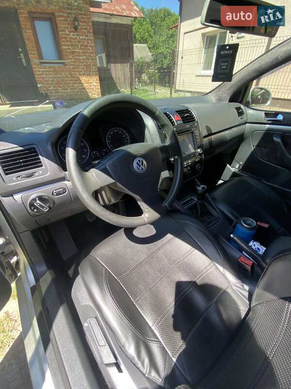 Хэтчбек Volkswagen Golf 2004 в Львове фото 11 Хэтчбек Volkswagen Golf 2004 в Львове