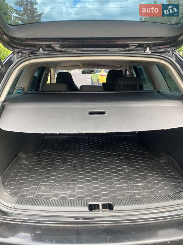 Універсал Volkswagen Golf 2011 в Дніпрі