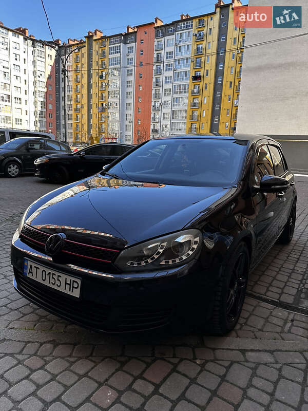 Хетчбек Volkswagen Golf 2009 в Івано-Франківську