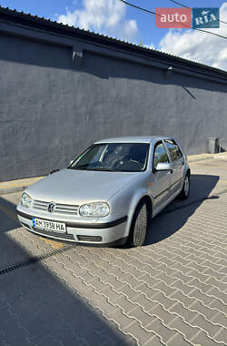 Хетчбек Volkswagen Golf 1999 в Житомирі