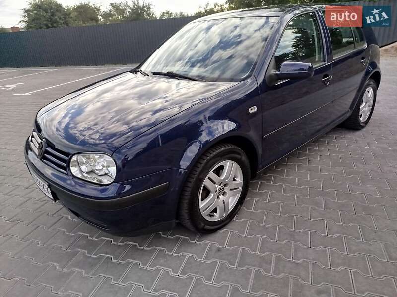 Volkswagen Golf 2002