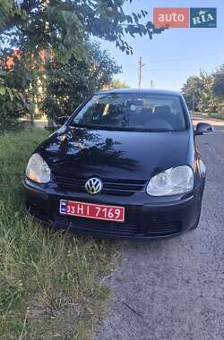 Хэтчбек Volkswagen Golf 2004 в Луцке