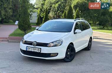 Универсал Volkswagen Golf 2011 в Киеве