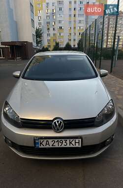 Хэтчбек Volkswagen Golf 2011 в Киеве