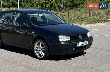 Хэтчбек Volkswagen Golf 2001 в Ивано-Франковске