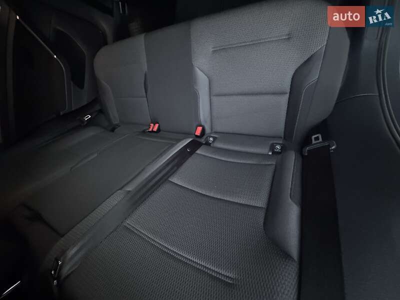 Універсал Volkswagen Golf 2017 в Мукачевому