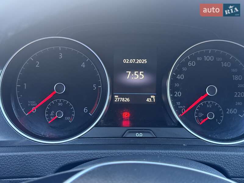 Універсал Volkswagen Golf 2017 в Мукачевому