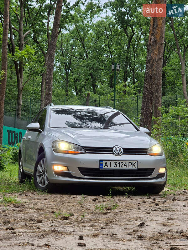 Универсал Volkswagen Golf 2014 в Василькове