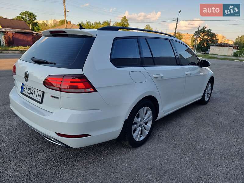 Универсал Volkswagen Golf 2019 в Харькове