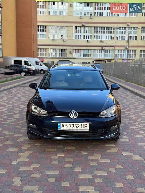 Универсал Volkswagen Golf 2015 в Виннице