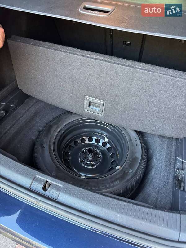 Универсал Volkswagen Golf 2015 в Виннице