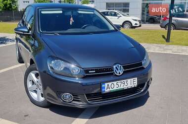 Хетчбек Volkswagen Golf 2012 в Ужгороді