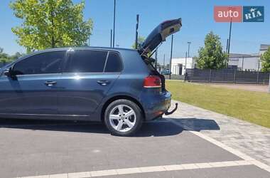 Хетчбек Volkswagen Golf 2012 в Ужгороді