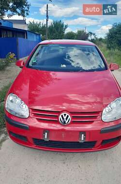 Хэтчбек Volkswagen Golf 2005 в Киеве