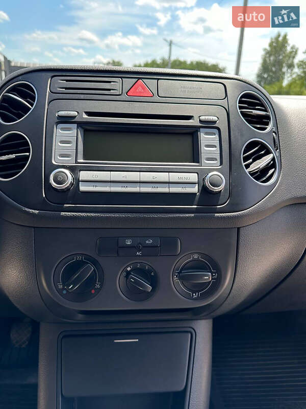 Хетчбек Volkswagen Golf 2007 в Яворові