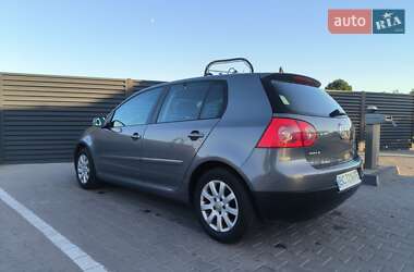 Хэтчбек Volkswagen Golf 2005 в Радехове