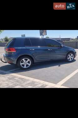 Хетчбек Volkswagen Golf 2012 в Ужгороді