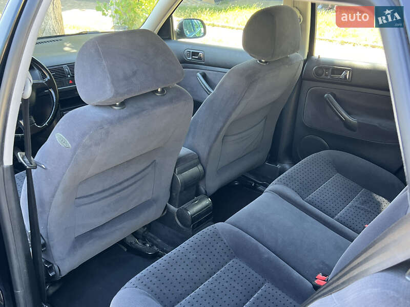 Хэтчбек Volkswagen Golf 1999 в Кропивницком