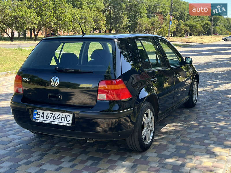 Хэтчбек Volkswagen Golf 1999 в Кропивницком