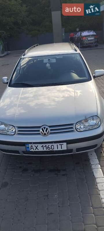 Volkswagen Golf 2000