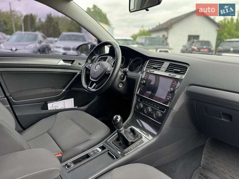 Универсал Volkswagen Golf 2017 в Дубно фото 5 Универсал Volkswagen Golf 2017 в Дубно