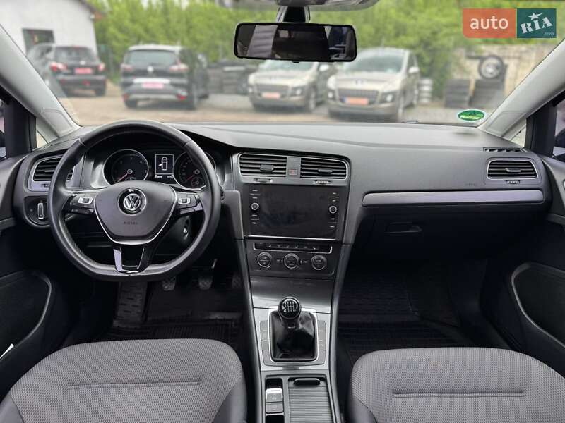 Универсал Volkswagen Golf 2017 в Дубно фото 9 Универсал Volkswagen Golf 2017 в Дубно