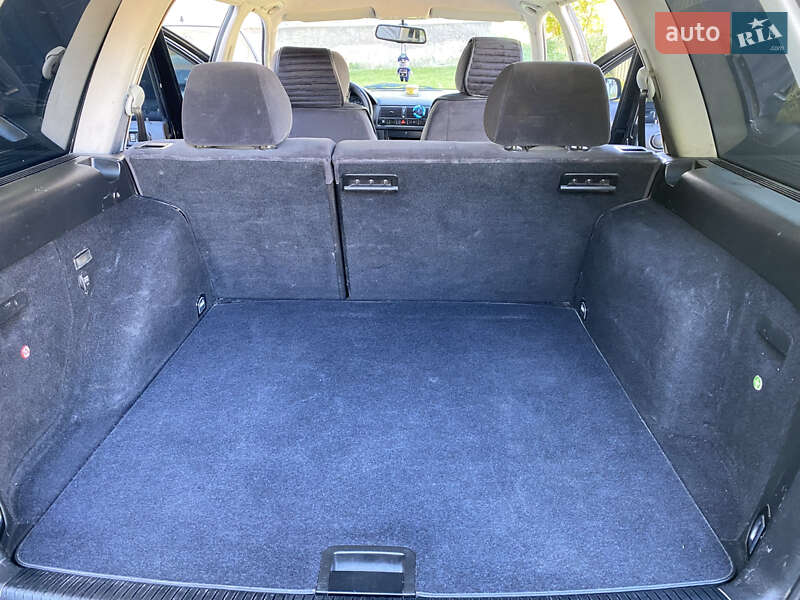 Универсал Volkswagen Golf 1999 в Кременце