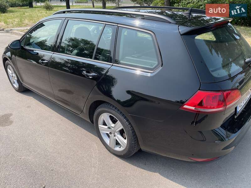 Универсал Volkswagen Golf 2016 в Днепре