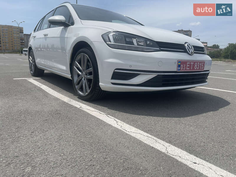 Універсал Volkswagen Golf 2019 в Кам'янець-Подільському