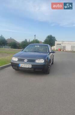 Хетчбек Volkswagen Golf 2002 в Золотоноші