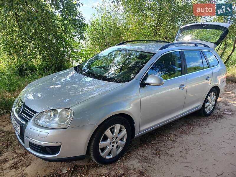 Універсал Volkswagen Golf 2007 в Чернігові