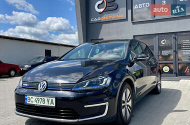 Хэтчбек Volkswagen Golf 2015 в Львове
