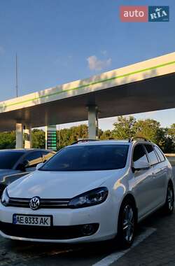 Універсал Volkswagen Golf 2012 в Дніпрі