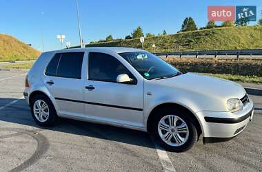 Хетчбек Volkswagen Golf 2000 в Полтаві