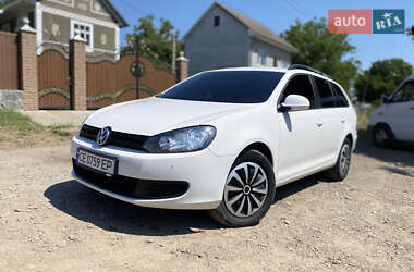 Универсал Volkswagen Golf 2011 в Черновцах