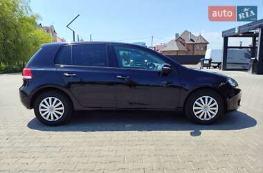 Хэтчбек Volkswagen Golf 2011 в Черновцах
