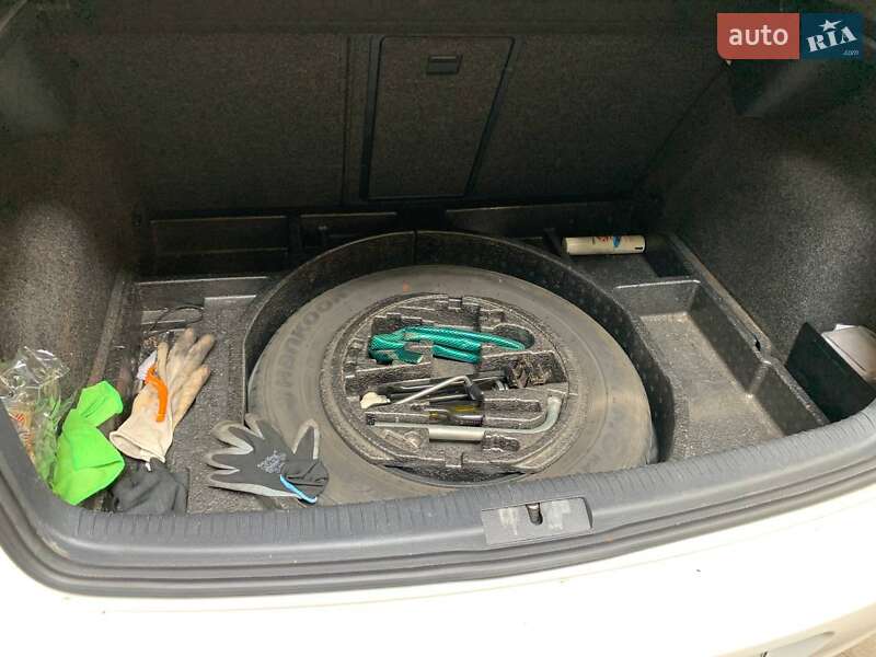 Хэтчбек Volkswagen Golf 2011 в Киеве фото 7 Хэтчбек Volkswagen Golf 2011 в Киеве