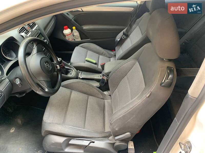 Хэтчбек Volkswagen Golf 2011 в Киеве фото 5 Хэтчбек Volkswagen Golf 2011 в Киеве