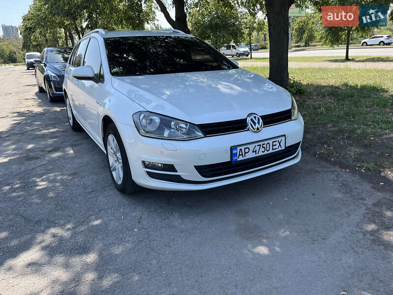 Універсал Volkswagen Golf 2015 в Запоріжжі