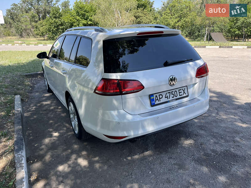 Універсал Volkswagen Golf 2015 в Запоріжжі