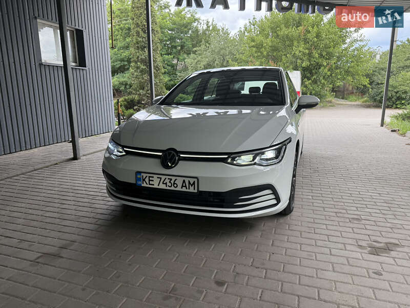 Хетчбек Volkswagen Golf 2022 в Павлограді