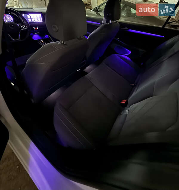 Хетчбек Volkswagen Golf 2022 в Павлограді