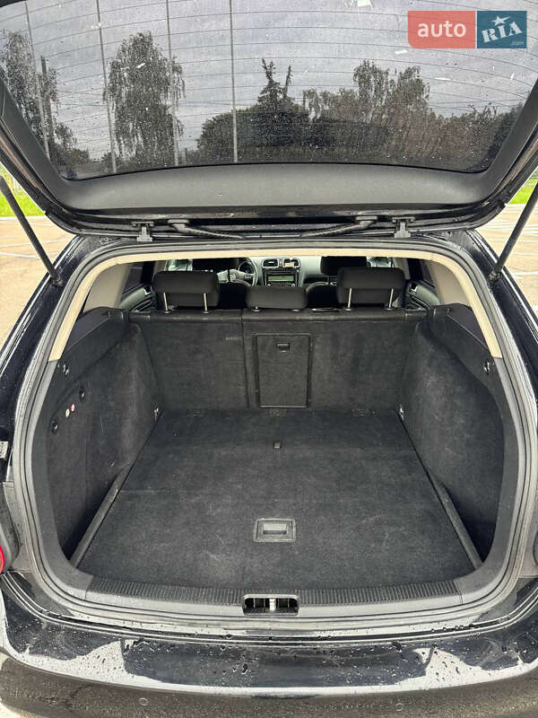 Универсал Volkswagen Golf 2010 в Житомире