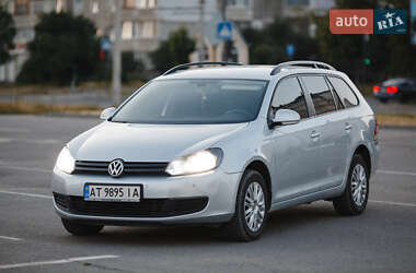Універсал Volkswagen Golf 2012 в Івано-Франківську
