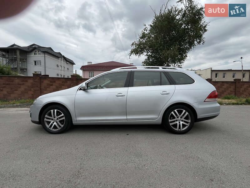 Універсал Volkswagen Golf 2008 в Рівному